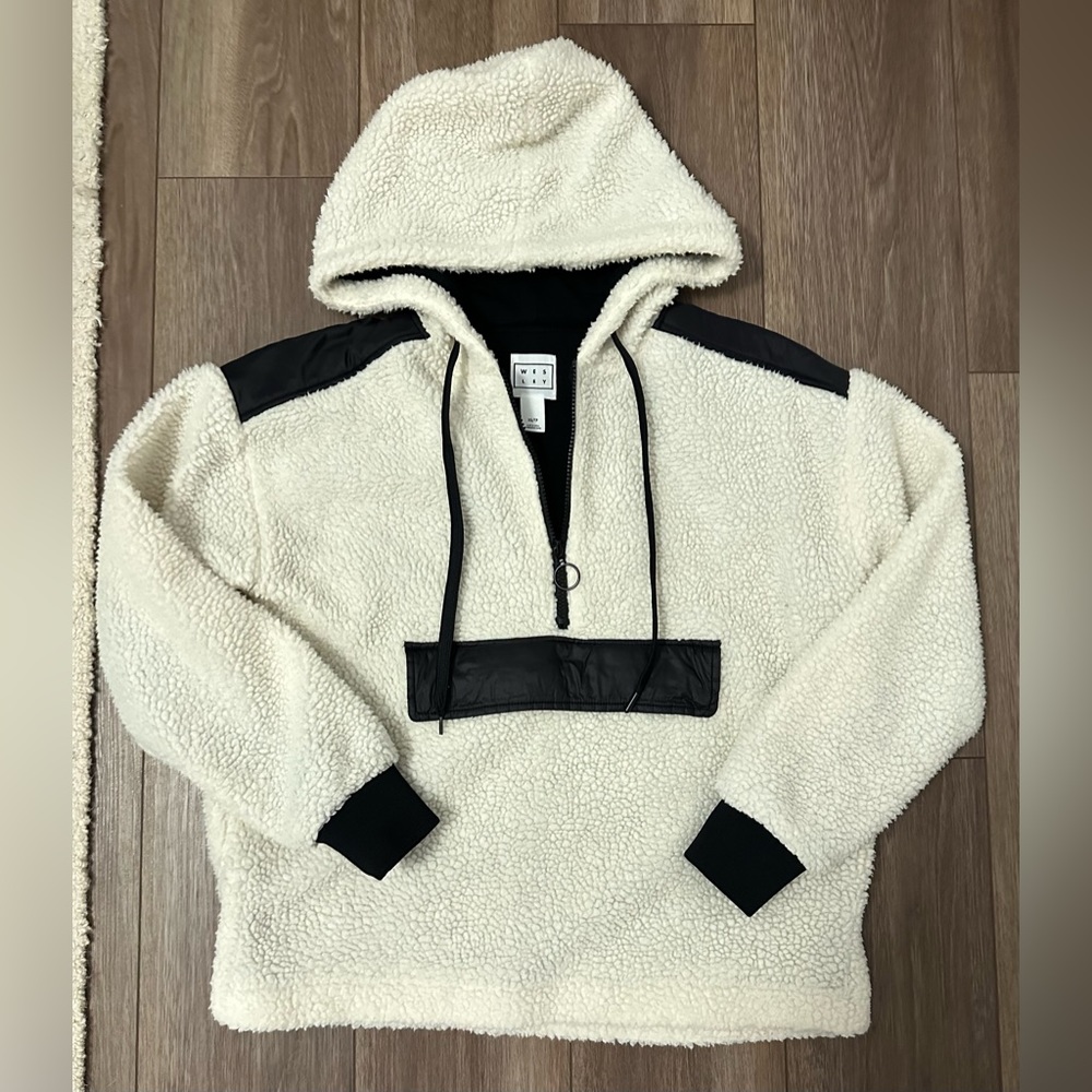 Wesley Sherpa Pullover